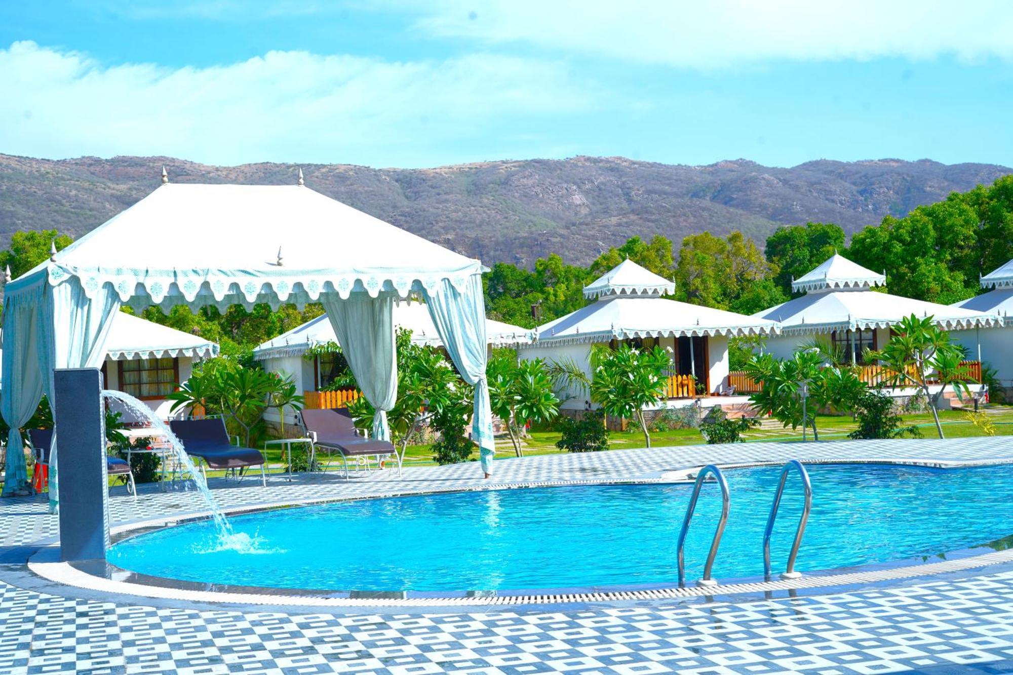 פושקאר Ananda Resort מראה חיצוני תמונה